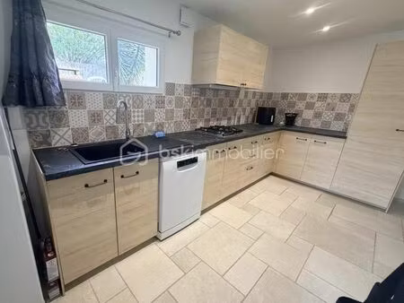 villa 8 pièces 181 m²