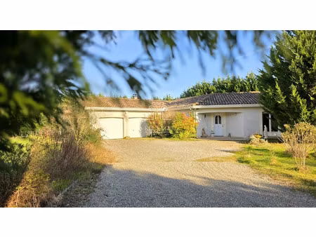 vente villa 7 pièces 162 m² à eauze (32800)  355 000 €