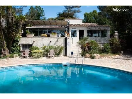 maison familiale avec piscine