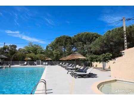 camping  fonds de commerce 700 m² la crau