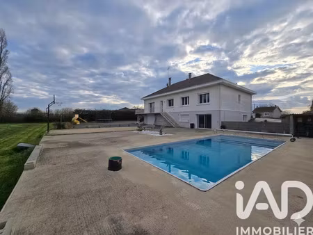 vente maison 7 pièces 222 m² sainte-verge (79100)