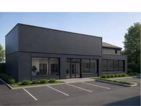 local à louer face autoroute