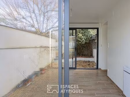 maison au charme ancien et son jardin