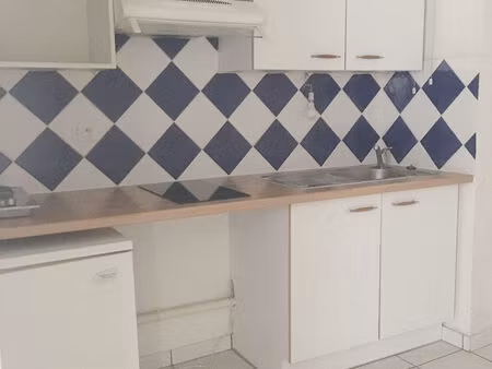 a louer t2 bordeaux barrière de toulouse 45.08 m2