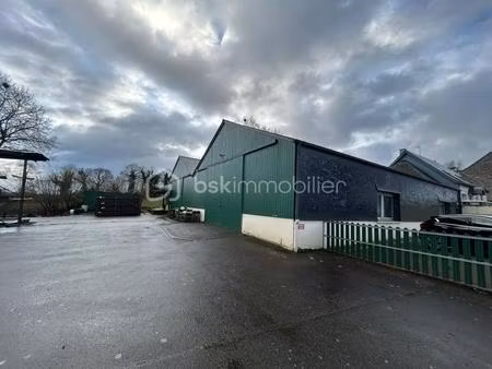 local d'activité avec parcelle constructible