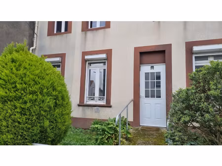 réf 3976 l1512 - appartement t2 en rez-de-chaussée plein cen