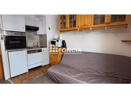 a vendre appartement t 1 vars les claux