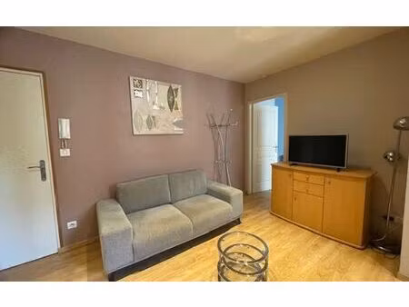 location appartement  30 m² t-2 à agen  550 €