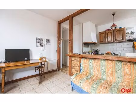 appartement reims 29.6 m² t-2 à vendre  109 000 €