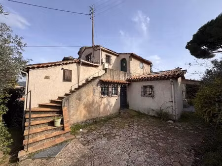 villa provençale de 200 m2 à rénover - cannes  petit juas