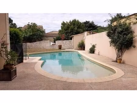 vente maison 7 pièces 192 m² villeneuve-lès-avignon (30400)