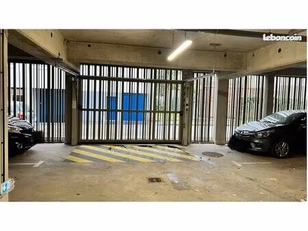 location place de parking