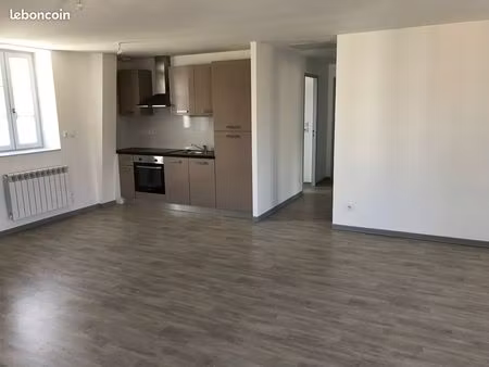 appartement type t3 à marvejols