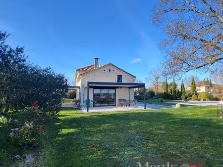 renovation de qualite pour cette jolie maison en pierre sud