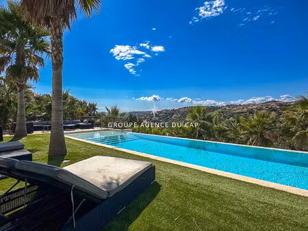 vente maison 7 pièces 300 m² roquebrune-sur-argens (83380)