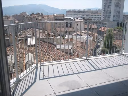 t2 récent - marseille 6ème