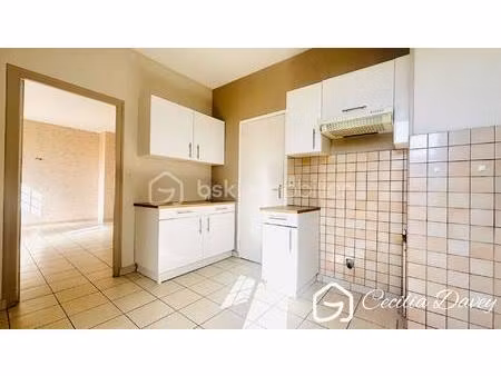 triplex de 86 m² à villeneuve-sur-yonne