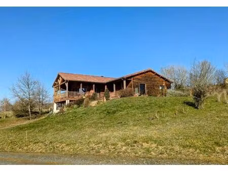 deux maisons bois vue pyrénées !