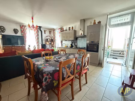 vente maison 6 pièces 84 m² pons (17800)