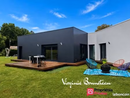 maison 7 pièces 150 m²