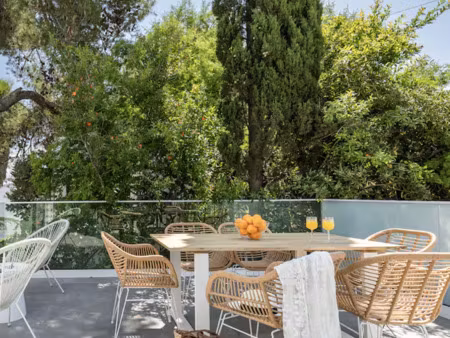 borély / sainte-anne - calme et lumineux type 4 avec terrasse plein sud