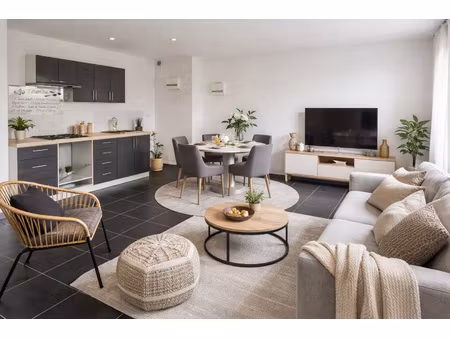 t3 57 m2 avec jardin et parking centre pérenchies proche