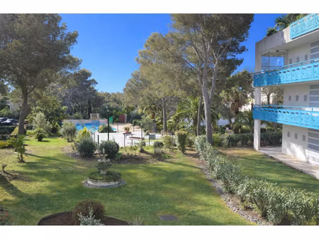 3 pieces proche mer boulouris