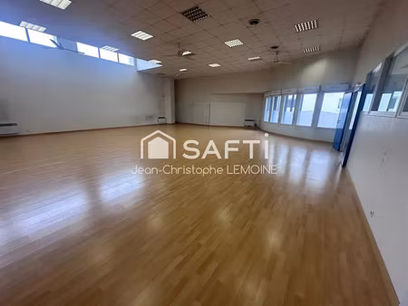 location locaux professionnels 1 pièce 150 m² à chateau-gontier (53200)  1 150 €