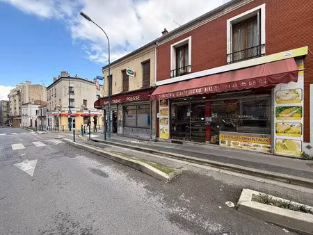 location locaux professionnels 62 m² à pantin (93500)  1 550 €