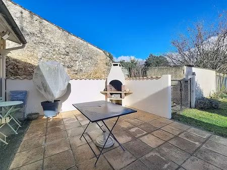 vente maison 4 pièces 67 m² à cérons (33720)  169 000 €