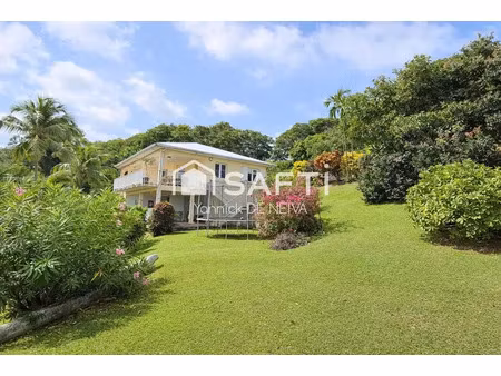 vente maison 5 pièces 97 m² à la trinite (97220)  390 000 €