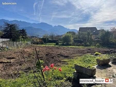 terrain 556 m² crolles