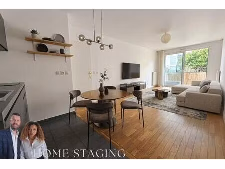 paris 18ème - marché de l'olive - superbe 2 pièces de 47.17m² loi carrez avec balcon et pa