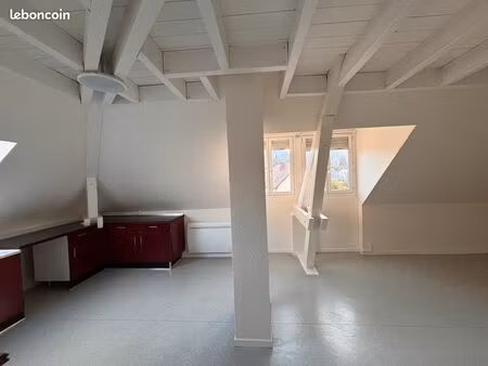 t4 chambery  quartier hôpital