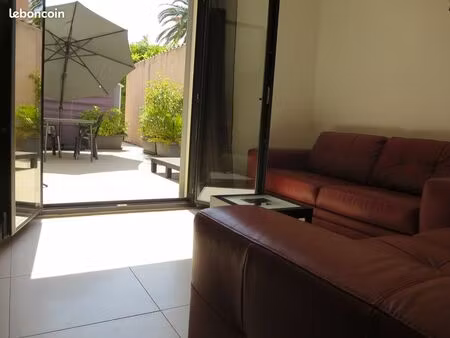 a louer de sept 2026 à mai 2027  aux lecques à 150 m plage  « carré d'or ». grand t2 + par