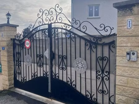 maison neuve 2025 – 3 chambres – jardin – parking – clim – 90 m²