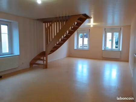 appartement maiche t4/5 en duplex