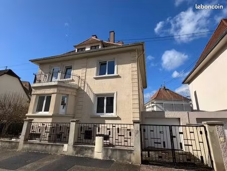 4p rénové avec terrasse et jardin  proche tram