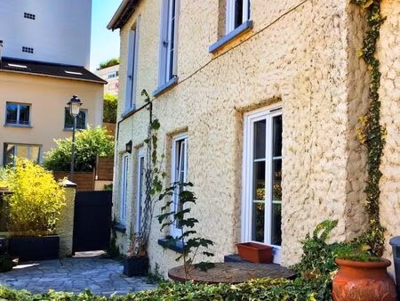 location maison de charme issy-les-moulineaux