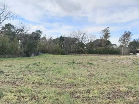 vente terrain 691 m² à puget-sur-argens (83480)  280 000 €