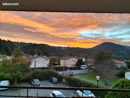 a louer t2 meublé dans une résidence avec piscine