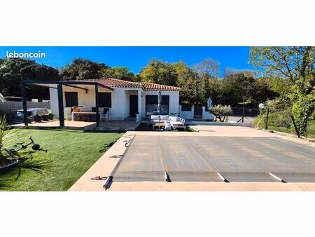 maison plain-pied avec piscine