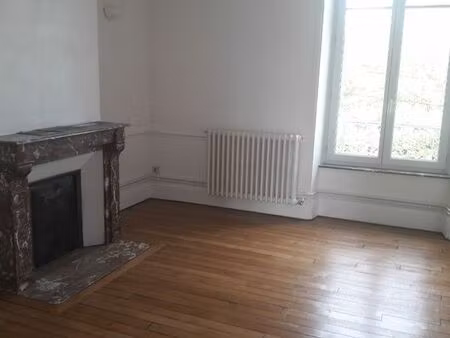 f2 centre charleville