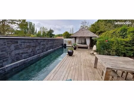 villa 4 pièces 120 m²