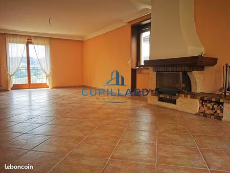 duplex 6 pièces 135 m²