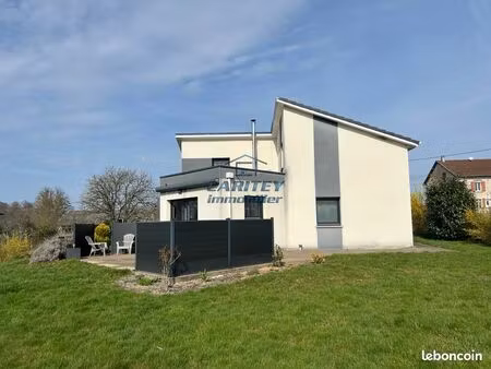 maison 5 pièces 121 m²