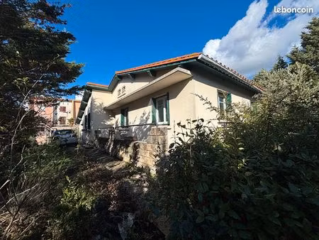maison 5 pièces 90 m²