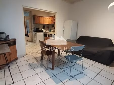 studio 4 pièces 94 m²