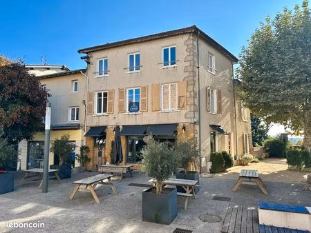 immeuble 6 pièce(s) 113 m2+commerce en rez de chaussée