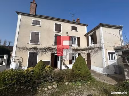 maison 10 pièces 185 m²